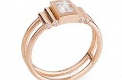 Modern engagement ring in rose gold and diamond