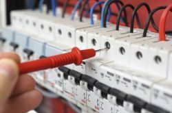 Electrical safety: the French neglect the risks of fire.