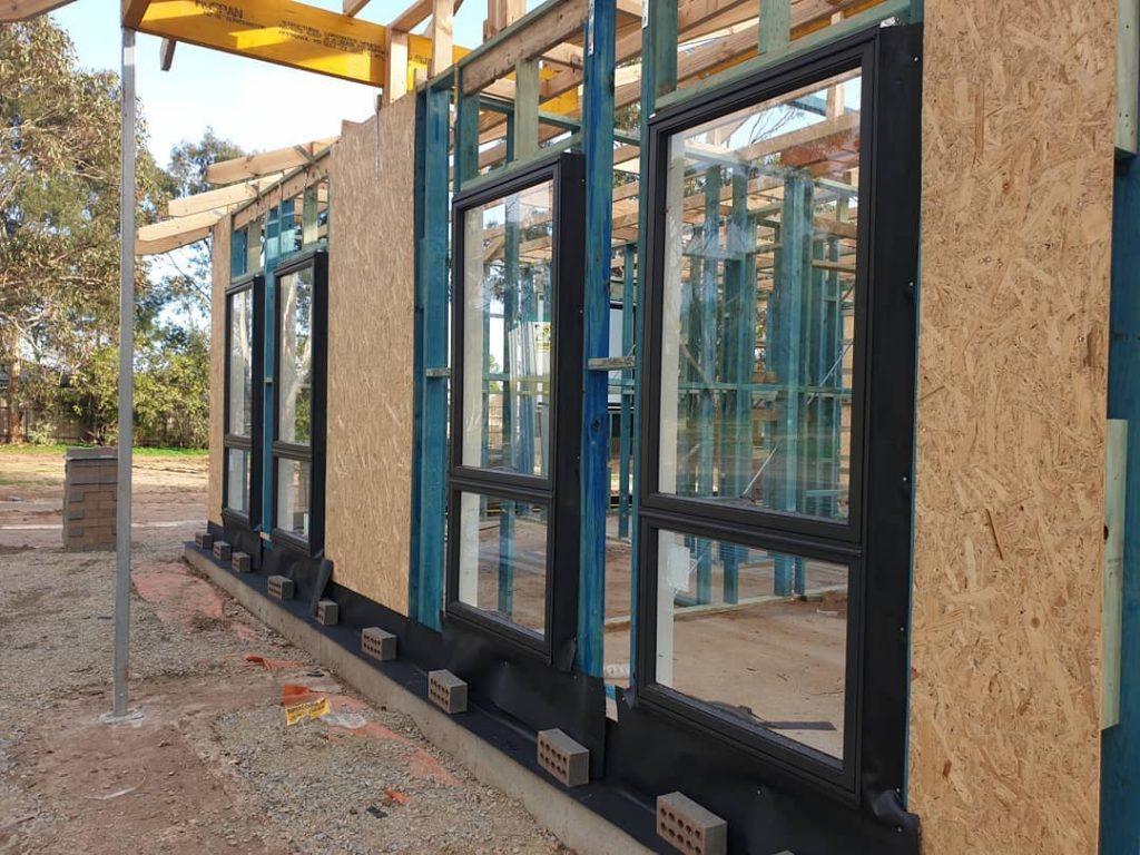 24/5/19
Bricks delivered and stacked, gas roughened, roof sheets delivered, g