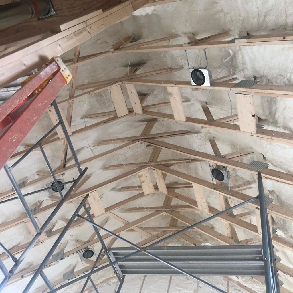 Can I say that progress is being made? The insulation will be completed this week! Almost t