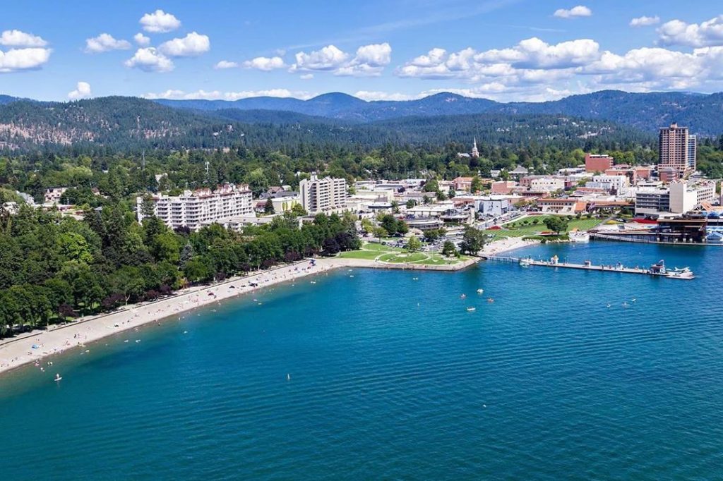 What do you get when you combine a small city atmosphere with a big city atmosphere? Coeur
