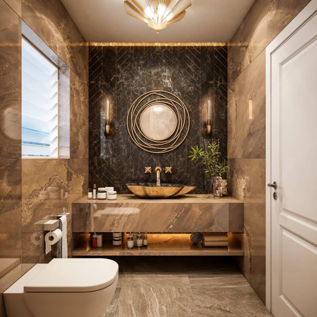 No selfies in the bathroom ... arrival ...